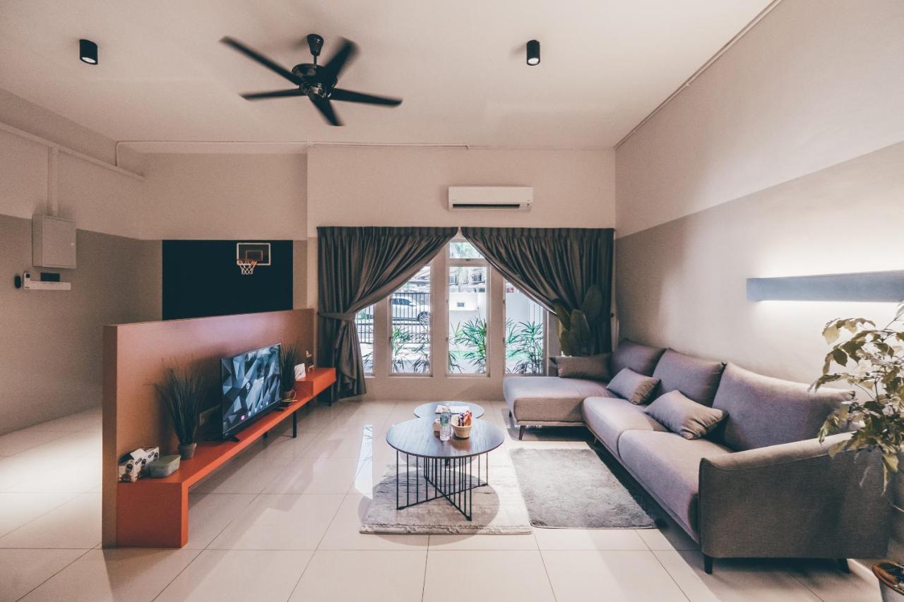 J Residence Бантинг Экстерьер фото