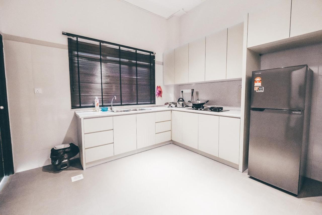 J Residence Бантинг Экстерьер фото