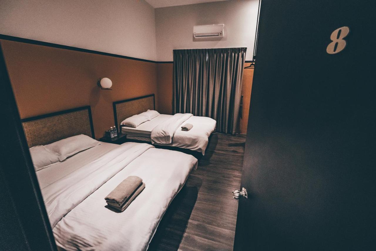 J Residence Бантинг Экстерьер фото